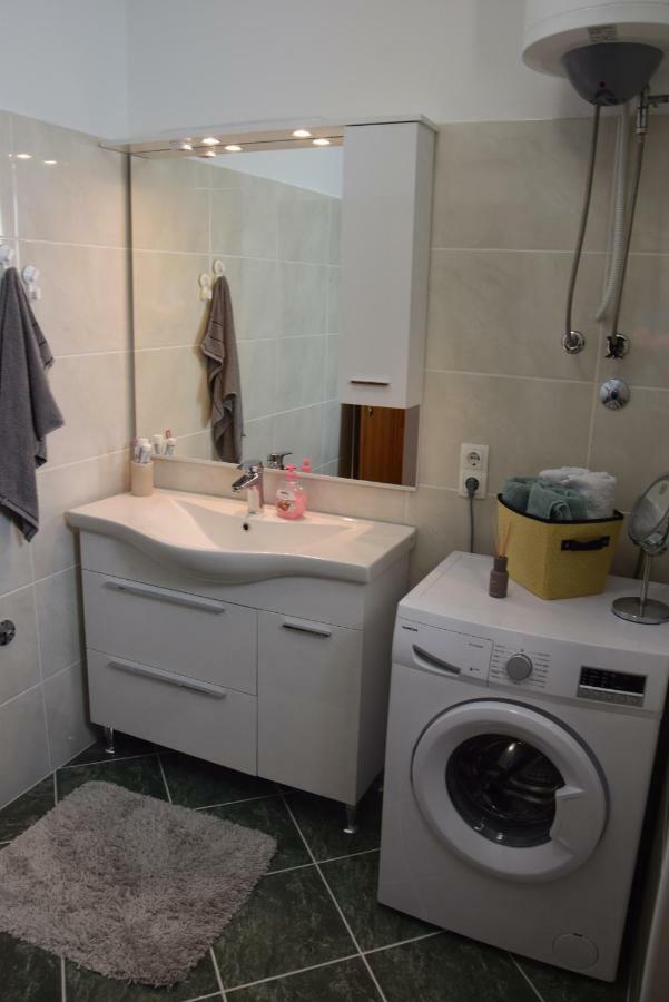 Appartement App Lu 5 à Novi Vinodolski Extérieur photo