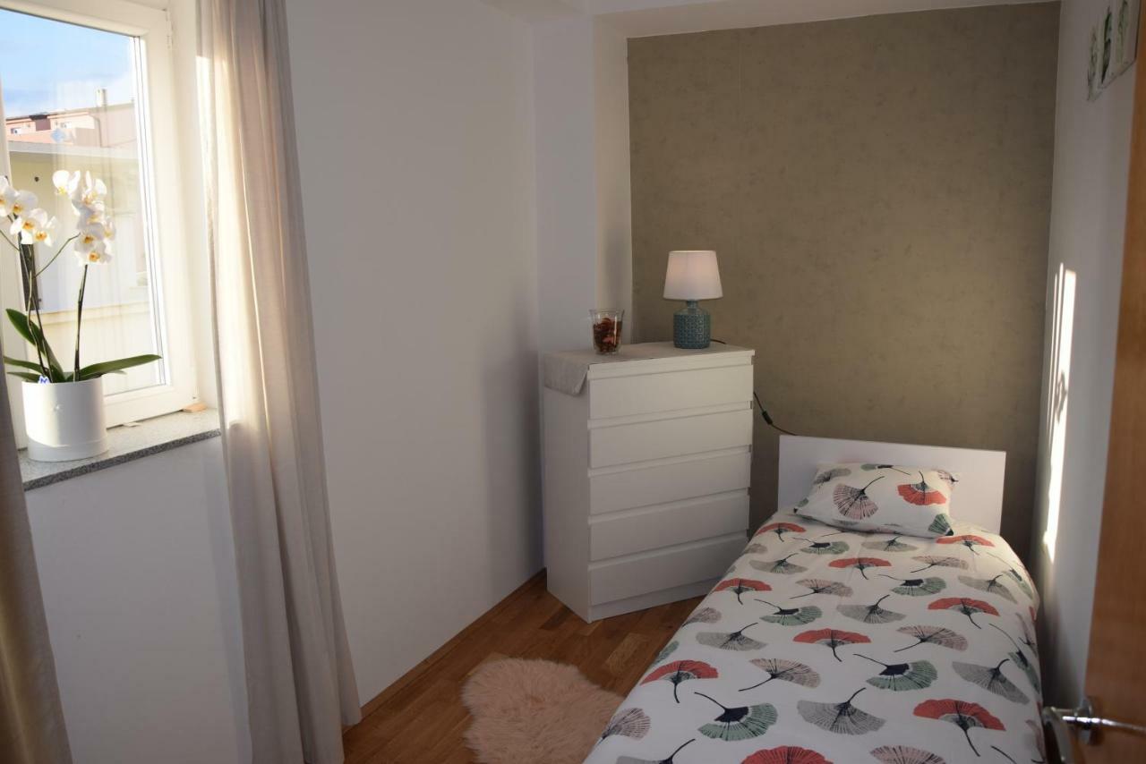 Appartement App Lu 5 à Novi Vinodolski Extérieur photo
